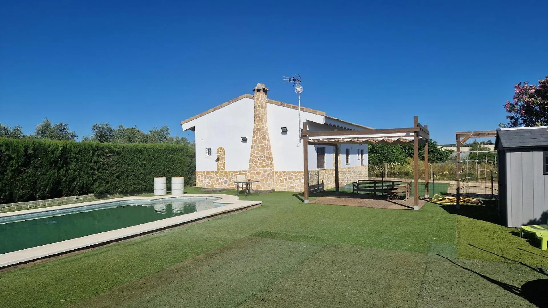 Villa Antonia Gibraleón 0*,